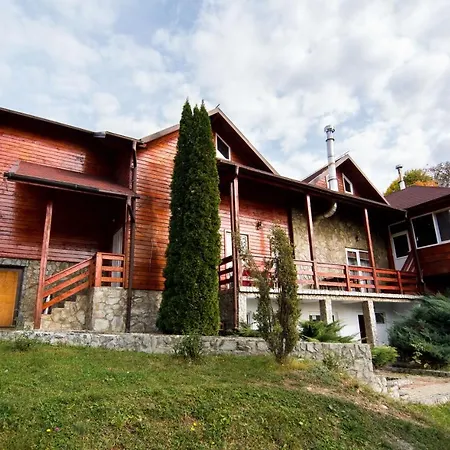 Casa Domneasca Lodge Baia de Fier
